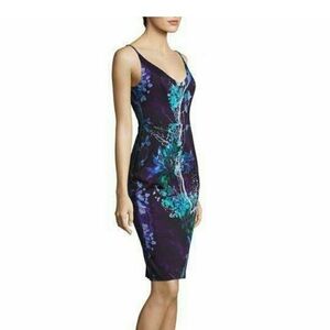 Brand new Black Halo Jevette supersonic sheath 8
$125 original  $345 Size: 8